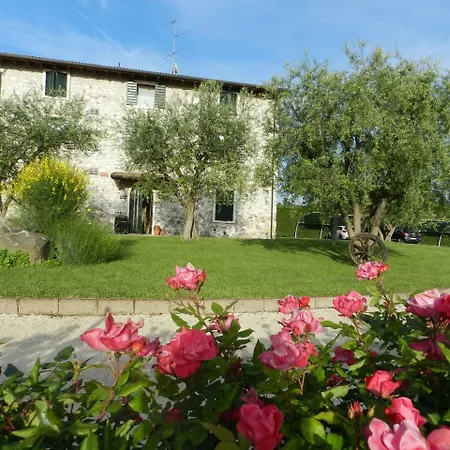 Agriturismo Le Ginestre - Regarda Travel Apartmán *