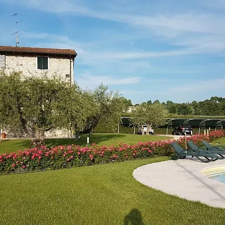 Apartmán Agriturismo Le Ginestre - Regarda Travel *